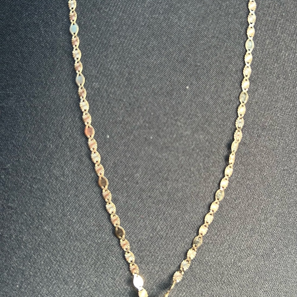 Elegant 14k gold necklace